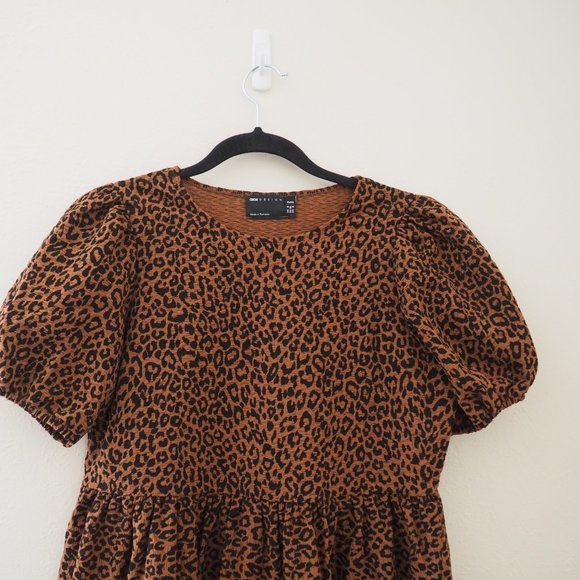 ASOS Design Petite Mini Tiered Smock Dress in Black Brown Leopard Print … - Picture 4 of 5